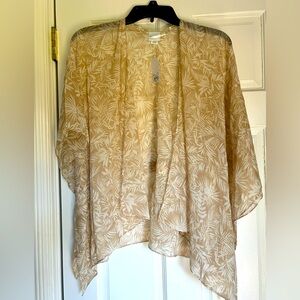 New With Tags Short Kimono Beige White Jacket One Size